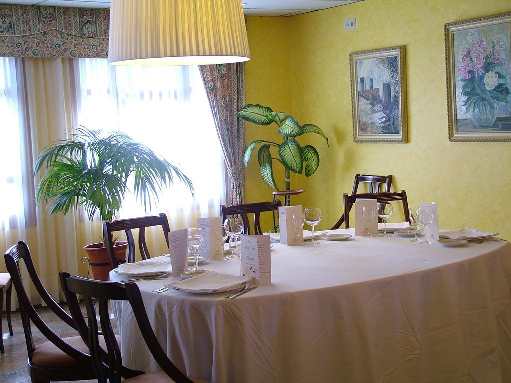 Sangüesa Hotel Yamaguchi מראה חיצוני תמונה